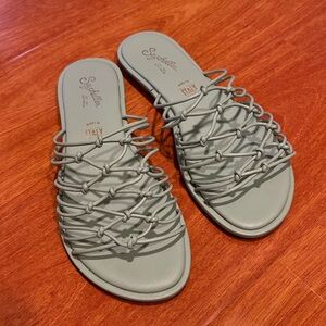 Seychelles sandals size 7.5